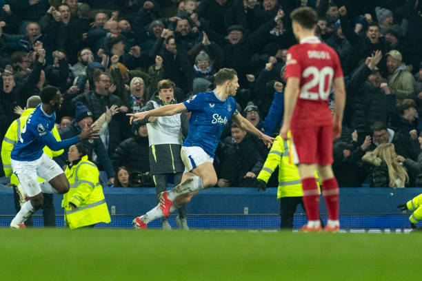 保持得极其 保持得极其